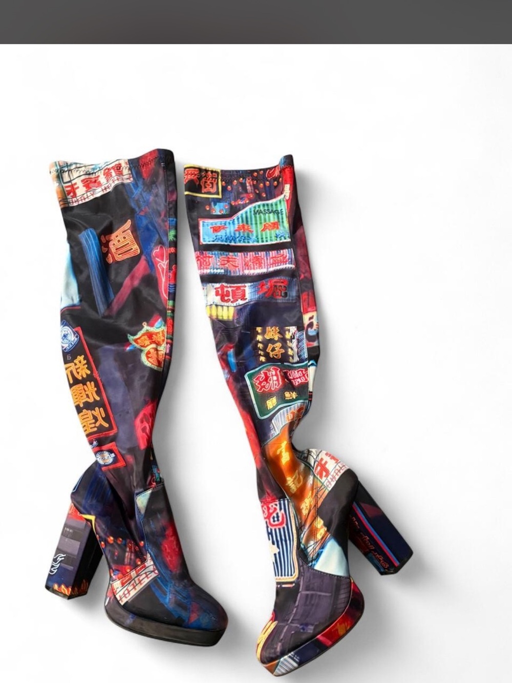 Knee-High Neon Sign Print Platform Boots - Multicolor - Picture 2 of 3